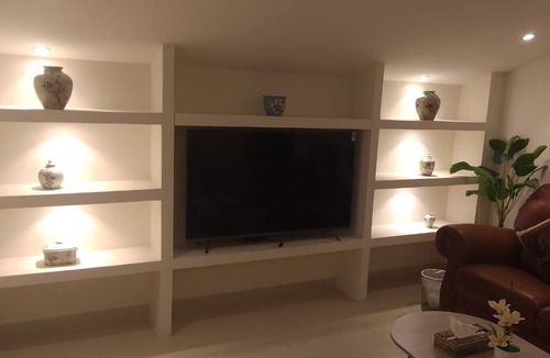 Hera Street Apartment | 3 Bedroom Penthouse Lily 4