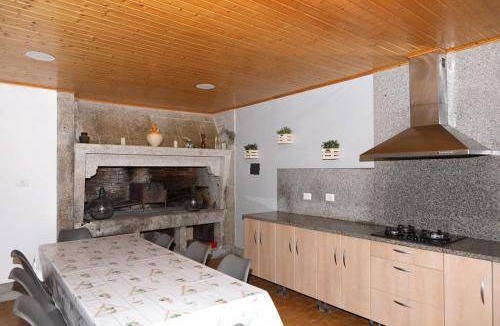 Gondomar House | 300 m² House ∙ 7 bedrooms ∙ 14 guests