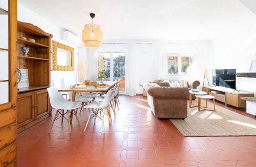 Port Saplaya House | 300 m² House ∙ 6 bedrooms ∙ 10 guests