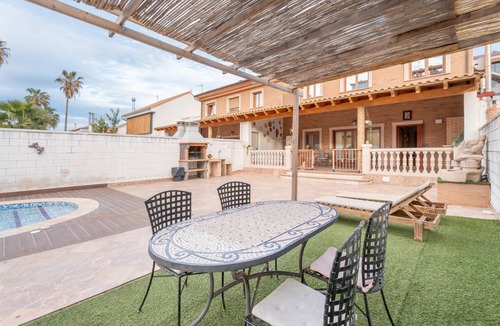 Alboraya Villa | 380 m² Villa ∙ 8 bedrooms ∙ 16 guests