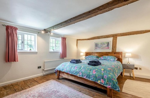 Bethersden House | 4 Bed in Bethersden oc-r44852