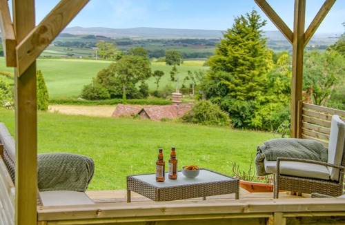 Nether Stowey Cottage | 4 Bed in Nether Stowey (oc-c30195)