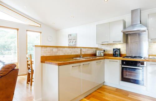 Looe House | 4 Hedgerows