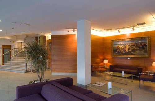 Benimamet Hotel | 45 m² Hotel ∙ 127 guests