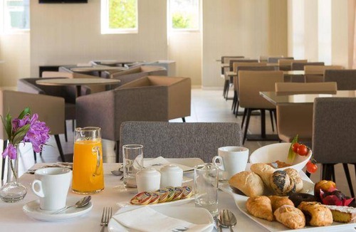 O Grove House | 47 m² Motel ∙ 127 guests