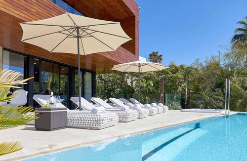 Ibiza Town Villa | 500 m² Villa ∙ 6 bedrooms ∙ 12 guests