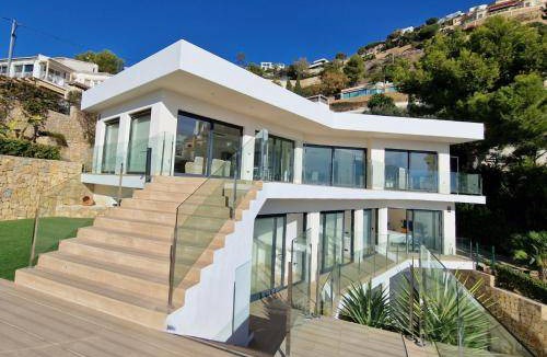 Aduanas Villa | 513 m² Villa ∙ 4 bedrooms ∙ 8 guests