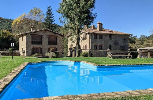 Santa Pau Apartment | 60 m² Apartment ∙ 2 bedrooms ∙ 5 guests