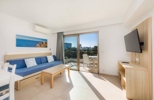 Cala Ferrera Apartment | 70 m² Apartment ∙ 2 bedrooms ∙ 6 guests