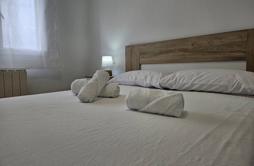 Cimadevilla Apartment | 70 m² Apartment ∙ 3 bedrooms ∙ 5 guests