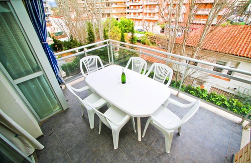 La Pineda Apartment | 75 m² Apartment ∙ 2 bedrooms ∙ 6 guests