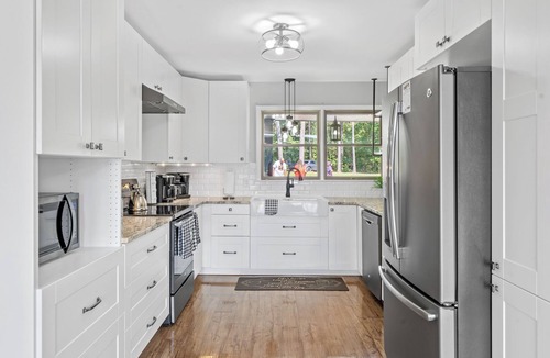 Hardwick House | 77 Acre Country Estate that sleeps 14