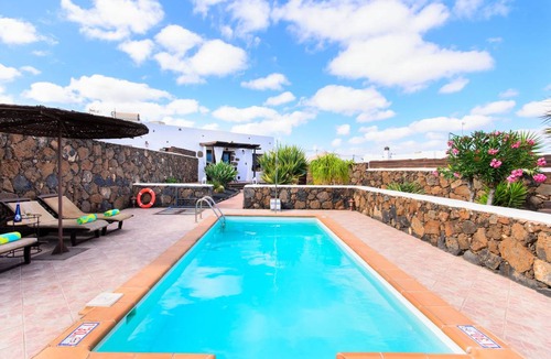 Guime Villa | 80 m² Villa ∙ 2 bedrooms ∙ 4 guests