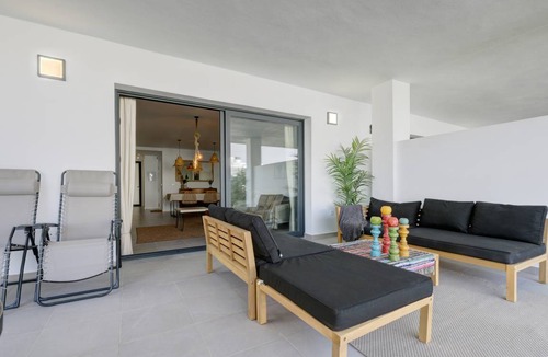 Casares Apartment | 90 m² Apartment ∙ 2 bedrooms ∙ 4 guests
