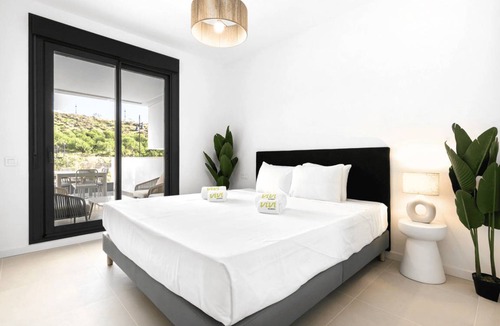 Fuengirola Apartment | 90 m² Apartment ∙ 2 bedrooms ∙ 4 guests