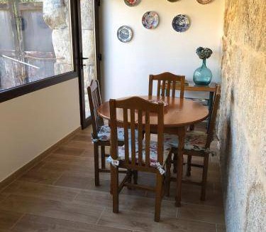 Covelo House | 90 m² House ∙ 2 bedrooms ∙ 4 guests