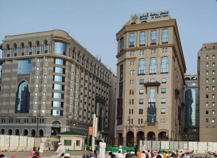 Medina Hotel | Al Aqeeq Al Rawda Hotel by Abu Al Joud
