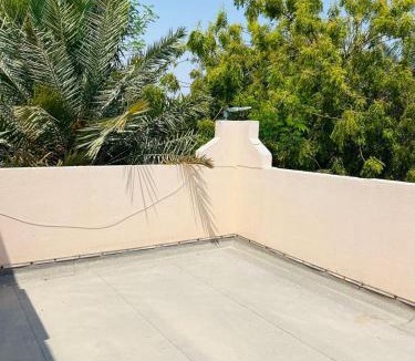 Al Jubail Apartment | AL HUWAILAT 3 BED ROOM DELUX APPARTMENT b