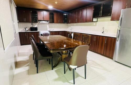 Al Jubail Apartment | AL HUWAILAT 3 BED ROOM DELUX APPARTMENT b