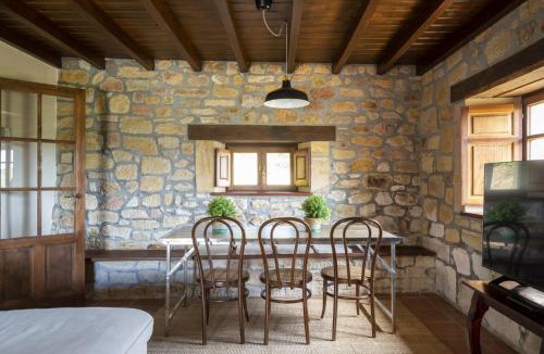 Guemes House | Alojamiento Rural Casa Roble -13802