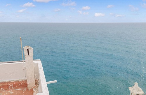 Peniscola Old Town House | Amazing home in Peñíscola with WiFi