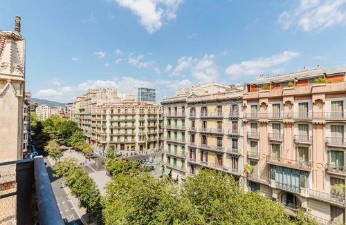 Eixample Apartment | Amazing La Dreta de l'Eixample XBR w/Elevator & Washer, by Blueground