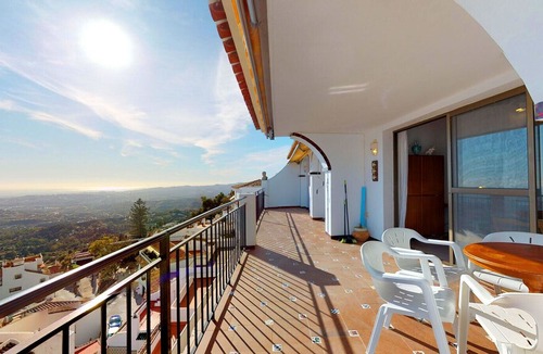 Mijas Pueblo Apartment | Andalusian penthouse with spectacular views