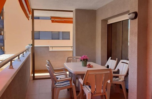 La Pineda Apartment | Apartamento con amplia terraza, ideal familias