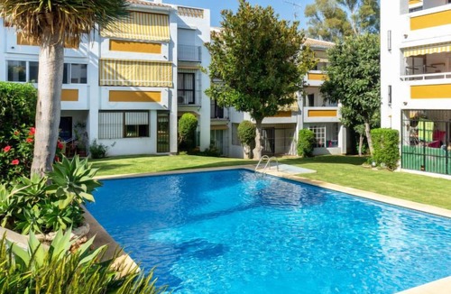 Calahonda Apartment | Apartment Apartamentos Pueblo Valleverde in Mijas Costa - 5 persons, 2 bedrooms