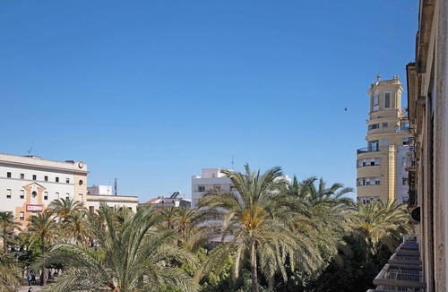 Jerez de la Frontera Old Town Apartment | Apartment 'Casa Milano 2' with Balcony, Wi-Fi and Air Conditioning