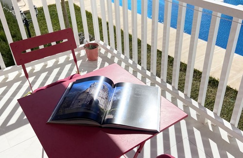 Playa Pobla de Farnals Apartment | Apartment on the Pobla de Farnals Beach, with Pool and fast WiFi
