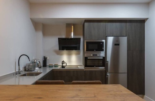 Bilbao la Vieja Apartment | Apartment in front of the river