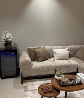 Mizail Apartment | Apartment room and hall private entrance in Al-Malqa neighborhood