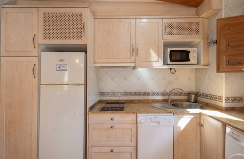 Daroca Apartment | Apartment 'Zayda' with Balcony, Wi-Fi and Air Conditioning
