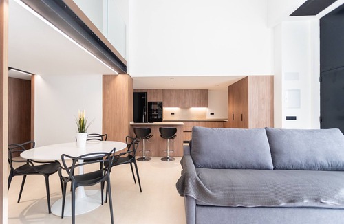 Penya-roja Apartment | Aqua Suites Ciudad de las Artes I. A/C + 6 Pax
