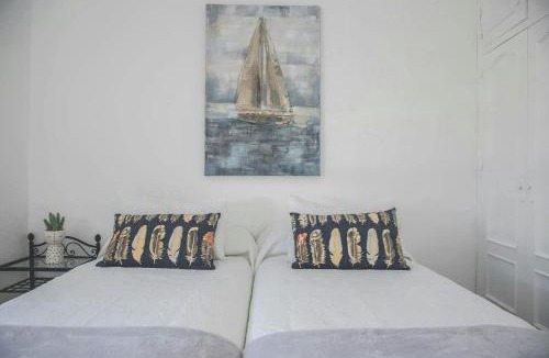 Las Lagunas Apartment | Atico Miramar