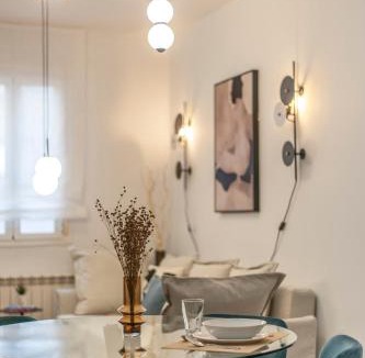Palos de la Frontera Apartment | Atocha VI - Elegancia Urbana en una Ubicación Privilegiada