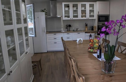 Casavieja Ski Chalet | Azaleas Cottage for up to 16 people