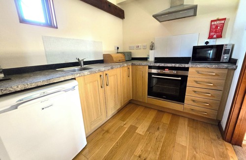 Palgrave House | Barn Conversion Sleeps 2 with Parking