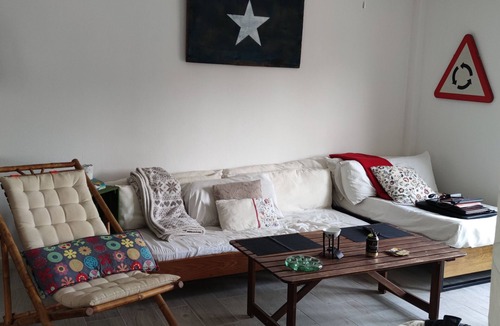 Algeciras Condo | Beach apartment in Urb. Private