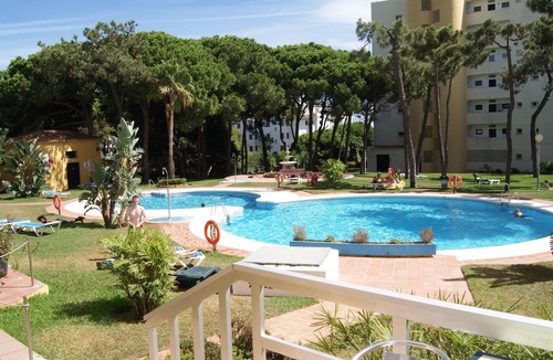 Calahonda Apartment | Beachfront, overlooking the sea, Air conditioning.