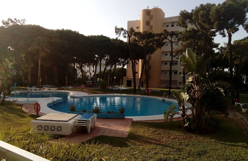 Calahonda Apartment | Beachfront, overlooking the sea, Air conditioning.