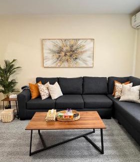 King Abdul Aziz Road Villa | Beautiful 3BR villa with Self-Check-in near to Major Events Family only