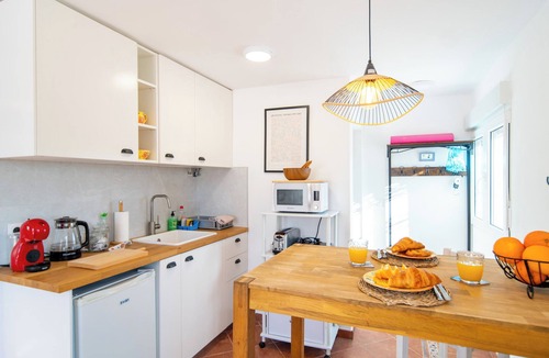 Jesus Pobre Bed & Breakfast | Beautiful and peaceful guesthouse.
