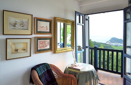 Getaria Cottage | BEAUTIFUL BASQUE HOUSE WITH MAGNIFICENT VIEWS.