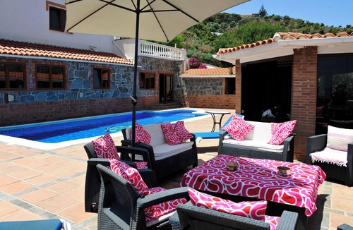 Torrox Villa | Beautiful Country Villa with stunning views, private pool & tennis court