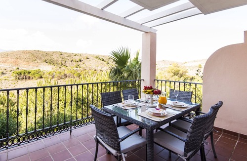 Alhaurin el Grande House | Beautiful House with Pool, Golf Course, Terraces, Wi-Fi and Air Conditioning