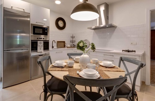 Museo Apartment | Beautiful large property for 8 people with a terrace and free parking