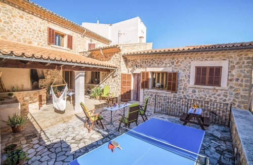 Mancor de la Vall House | Beautiful private villa for 8 people with hot tub, WIFI, A/C, TV and patio
