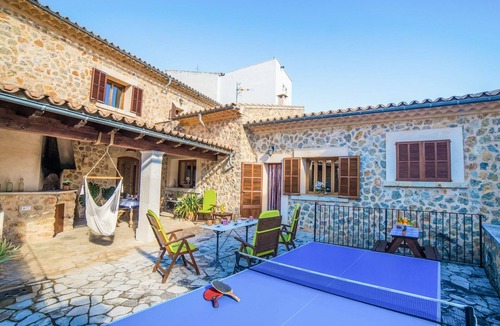 Mancor de la Vall House | Beautiful private villa for 8 people with hot tub, WIFI, A/C, TV and patio